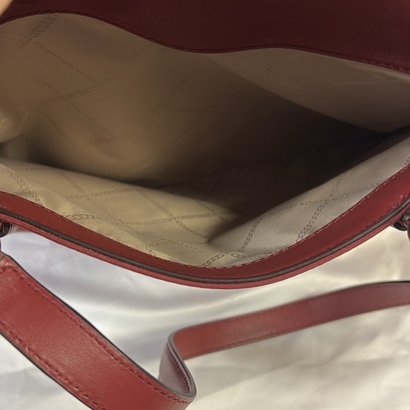 Michael Kors Sullivan Large Nylon Multifunction Top Zip Tote Brandy Red - Picture 8 of 12